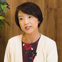 山根　愛（やまね・あい）