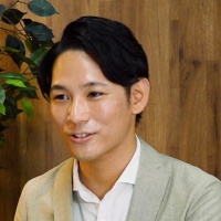石田　健二（いしだ・けんじ）