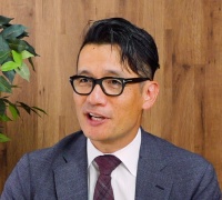 高橋　研（たかはし・けん）