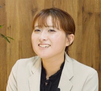 石井　玲奈（いしい・れな）