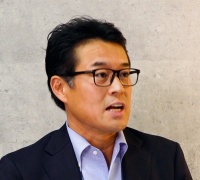 田中　研之輔（たなか・けんのすけ）