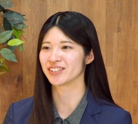 高野　万衣（たかの・まい）