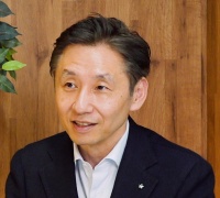 冨永　健（とみなが・けん）