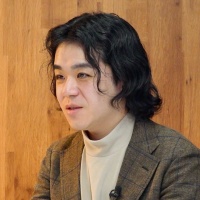 石橋　完啓（いしばし・さだひろ）